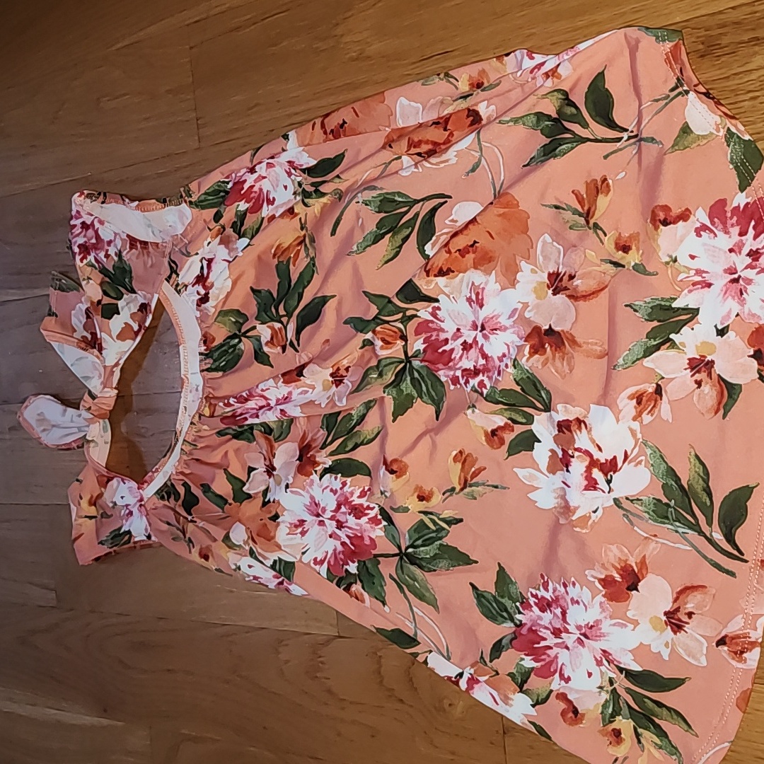 Women's Floral Tie Back Sleeveless Blouse Small